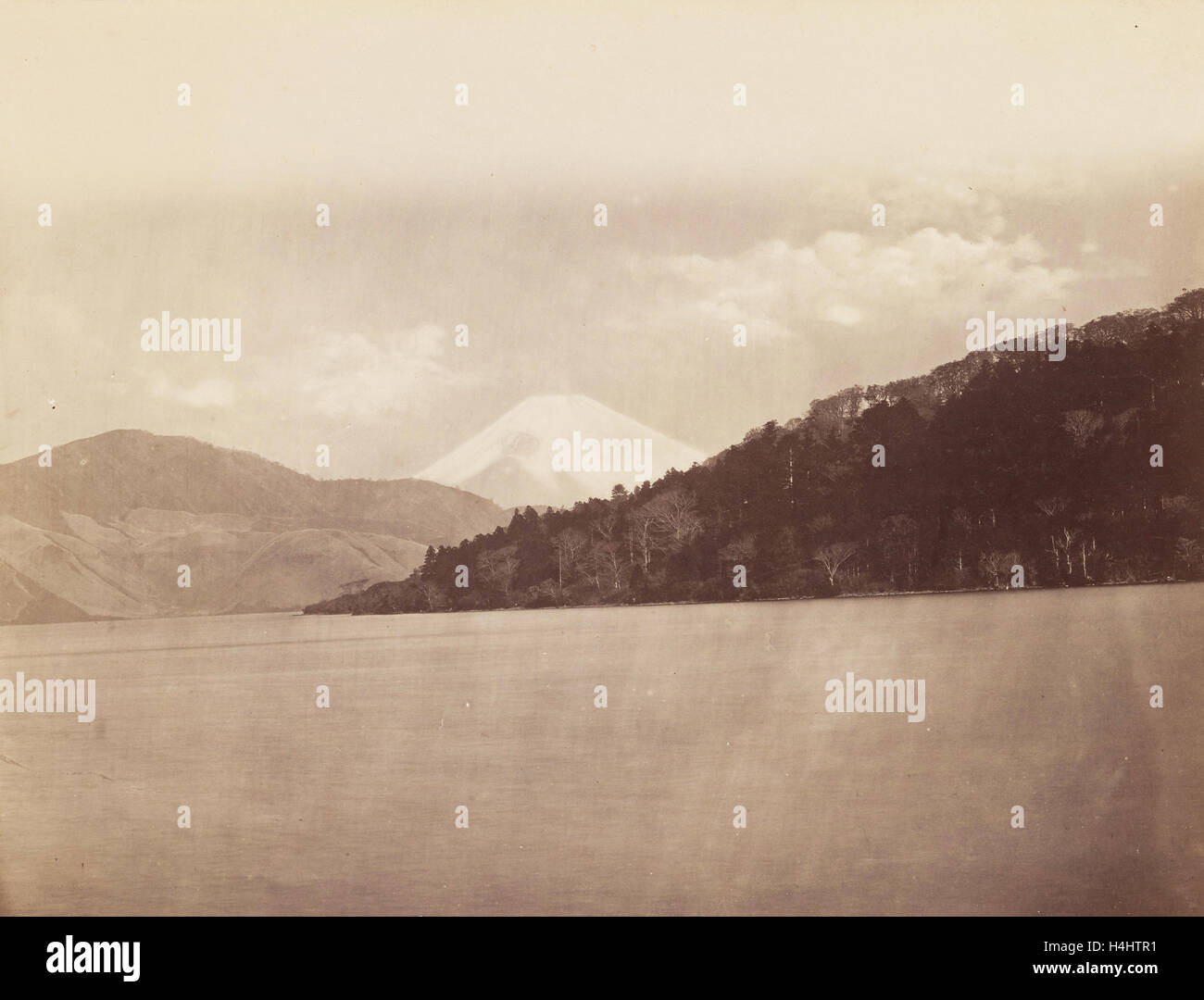 Hakone lago con il Monte Fuji, Giappone, anonimo, prima di 1874 - 1894 Foto Stock