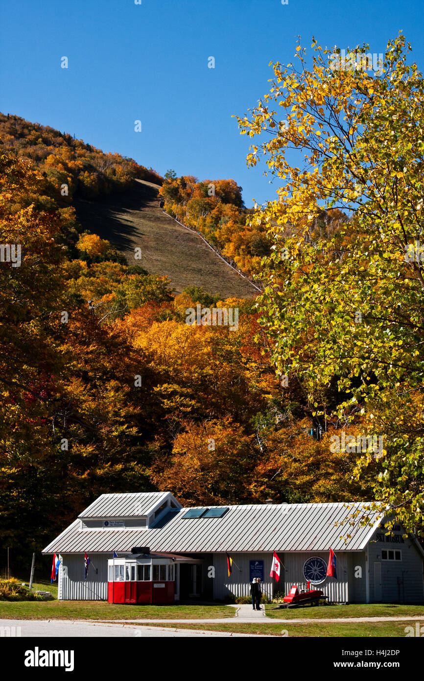 New Hampshire; autunno; autunno; Franconia Notch; montagne; foglie; colore; Nuova Inghilterra Museo dello Sci, Cannon Mountain, Foto Stock