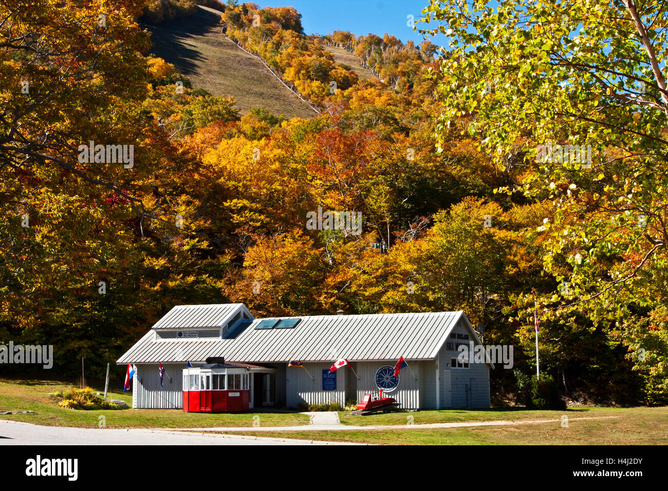 New Hampshire; autunno; autunno; Franconia Notch; montagne; foglie; colore; Nuova Inghilterra Museo dello Sci, Cannon Mountain, Foto Stock