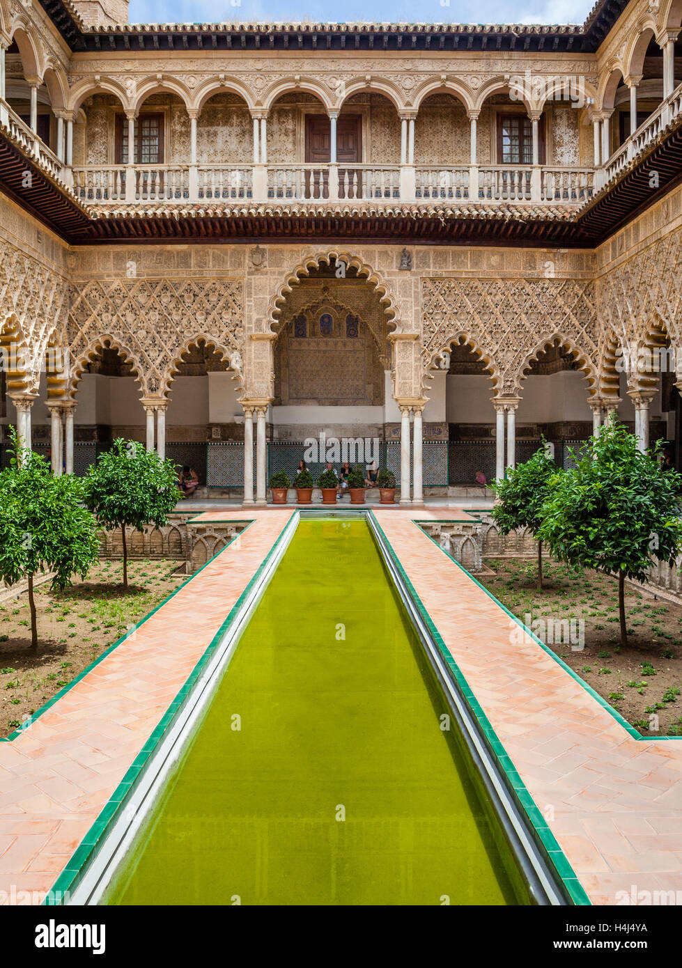 Spagna, Andalusia, provincia di Siviglia, Siviglia, Alcazar Patio de las Doncellas, Cortile delle fanciulle Foto Stock