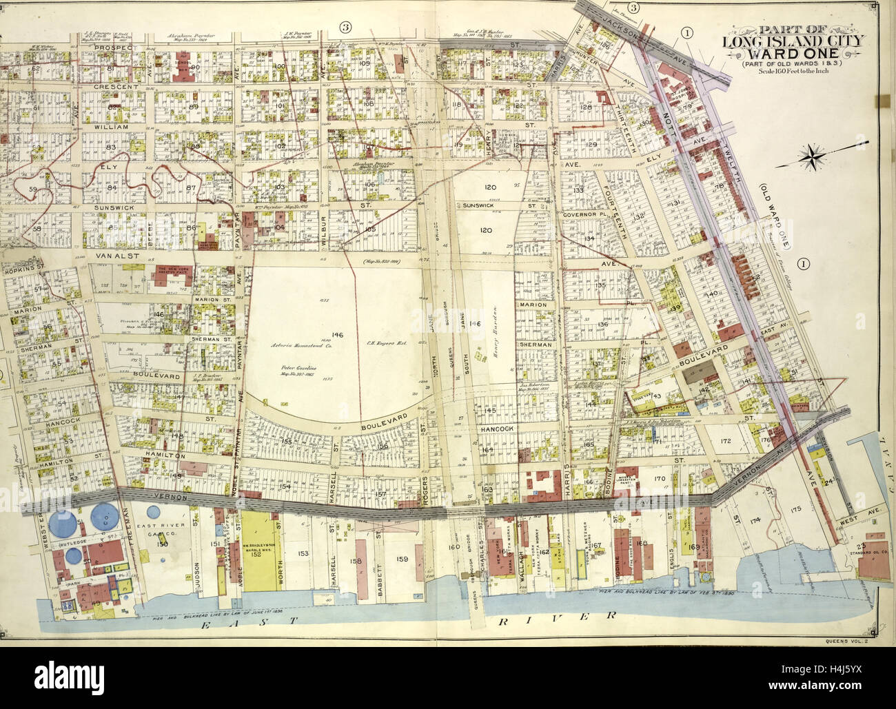 Queens, Vol. 2, doppia piastra pagina n. 2; la parte di Long Island City Ward una parte del vecchio Ward 1& 3. Mappa delimitata da Webster Ave. Foto Stock