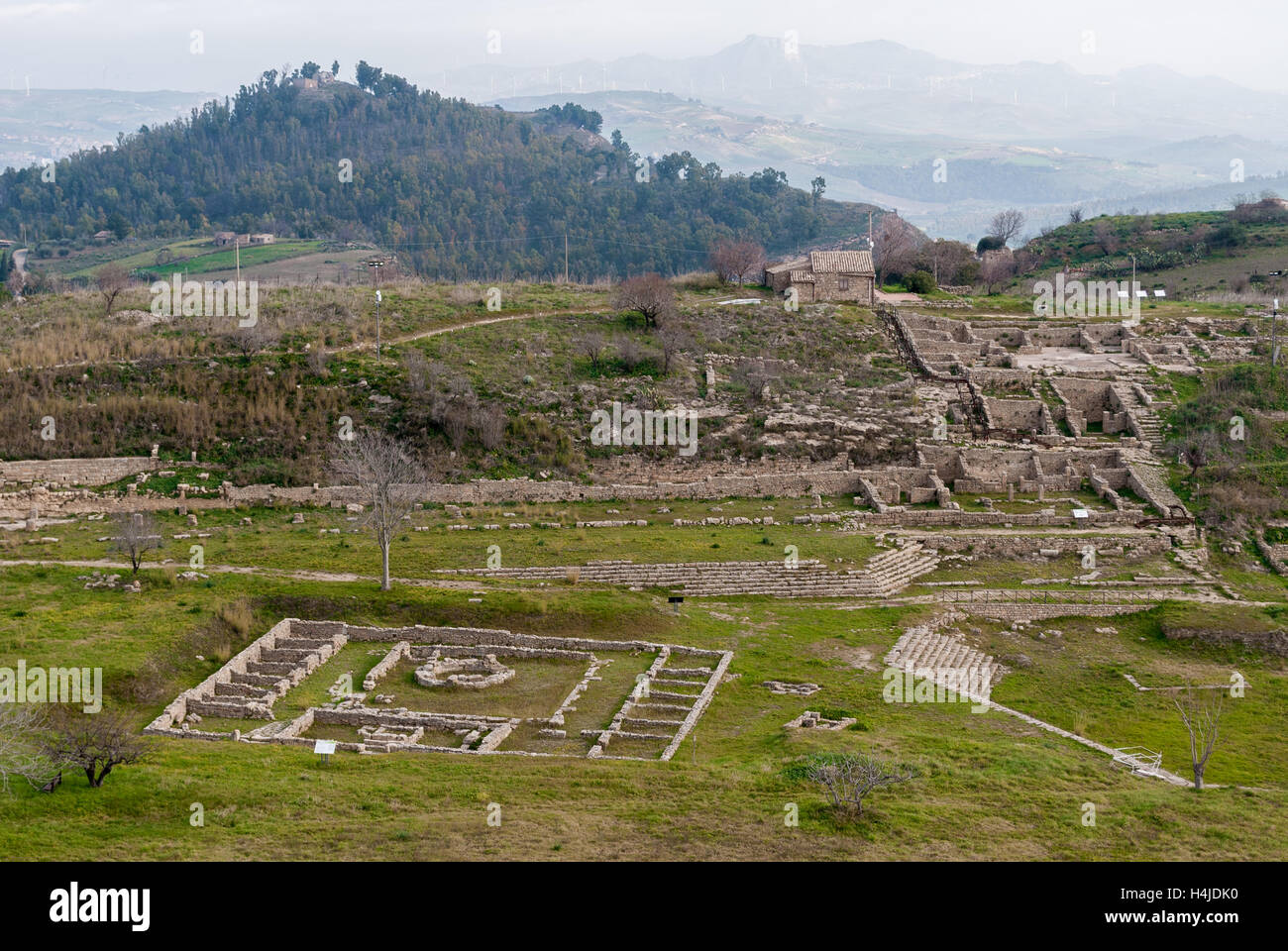 Vista panoramica della antica città greca di Morgantina in Sicilia Foto Stock