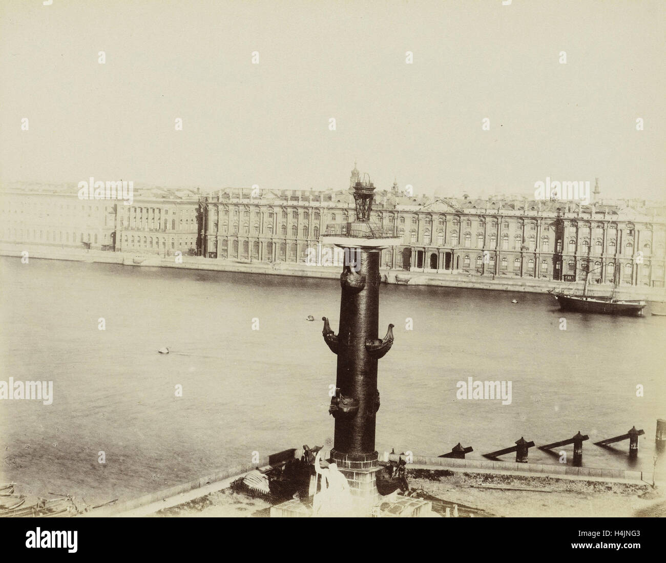 Hermitage visto dall'altro lato del fiume Neva San Pietroburgo, Russia, anonimo, Henry Pauw van Wieldrecht, 1898 Foto Stock