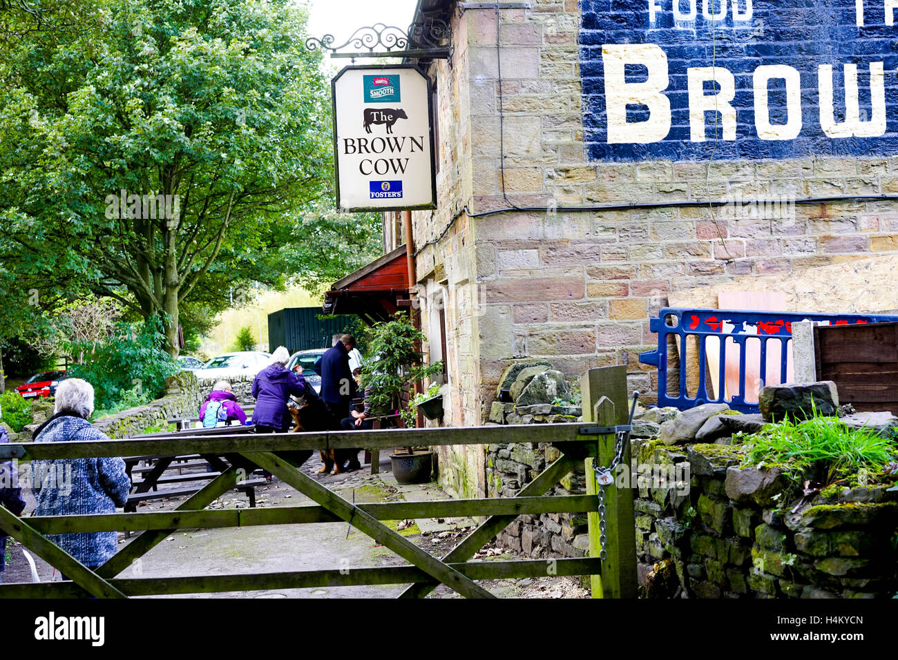 Brown Cow public house, bavature Country Park, Bury, Regno Unito. Foto Stock