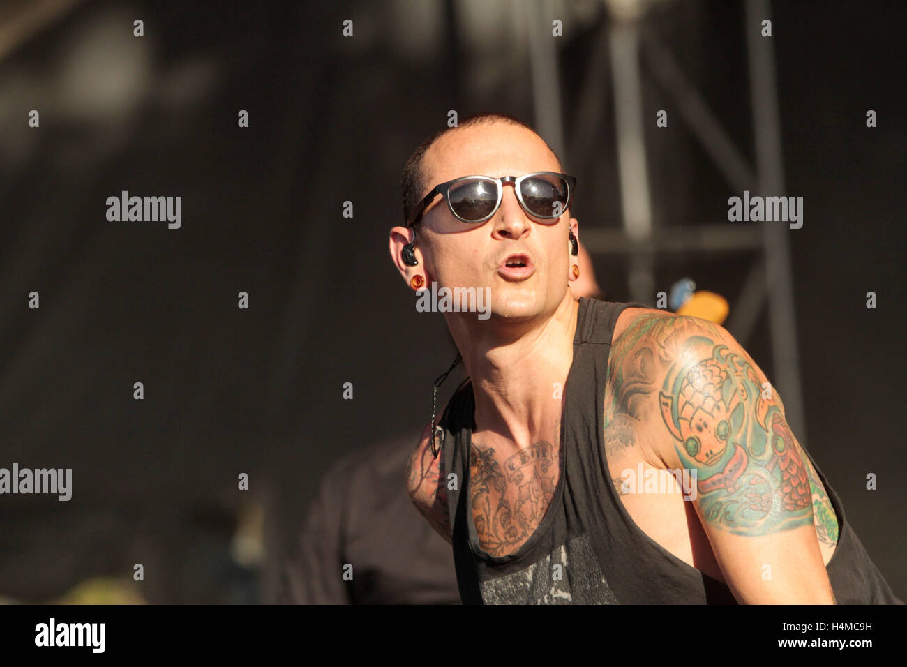 Il cantante Chester Bennington di Stone Temple Pilots esegue a 2015 Monster Energy Aftershock Festival presso Gibson Ranch Parcheggio contea su ottobre 25, 2015 a Sacramento, in California. Foto Stock