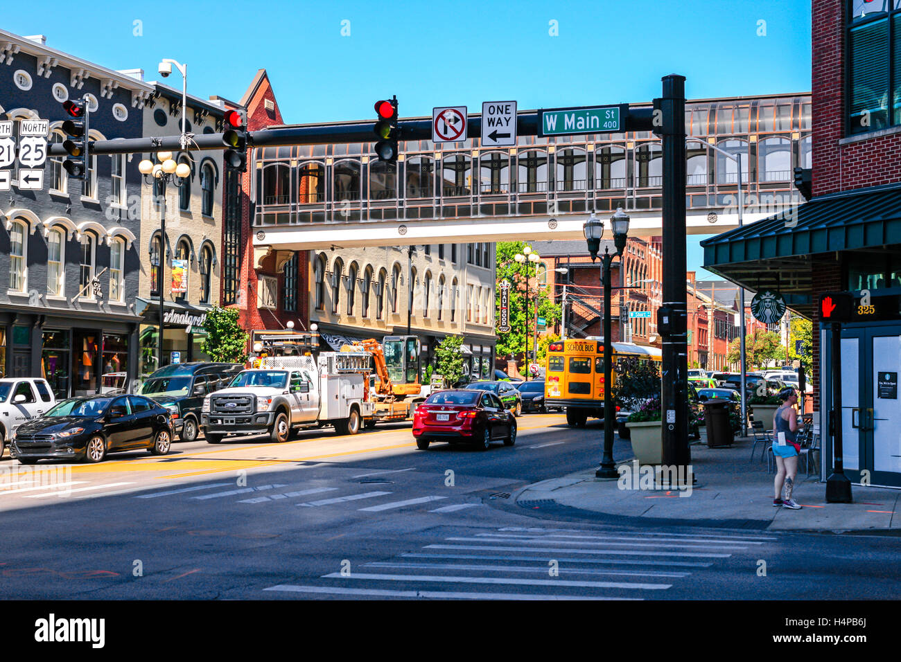 L'intersezione di W Main Street e Broadway nel centro di Lexington KY Foto Stock