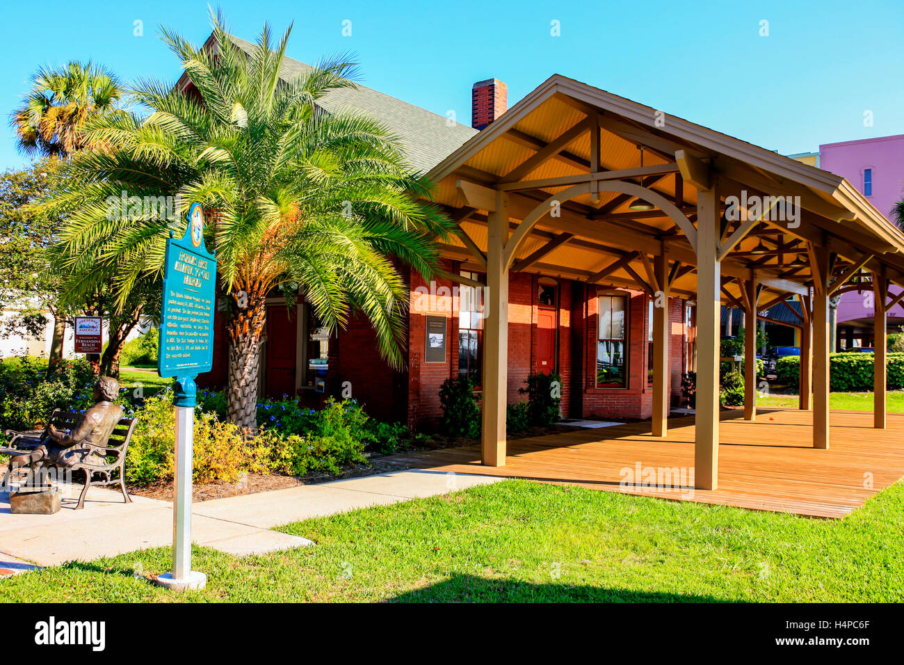 Amelia Island Centro di accoglienza, una volta che la stazione ferroviaria nel centro di Fernandina Beach City in Florida Foto Stock