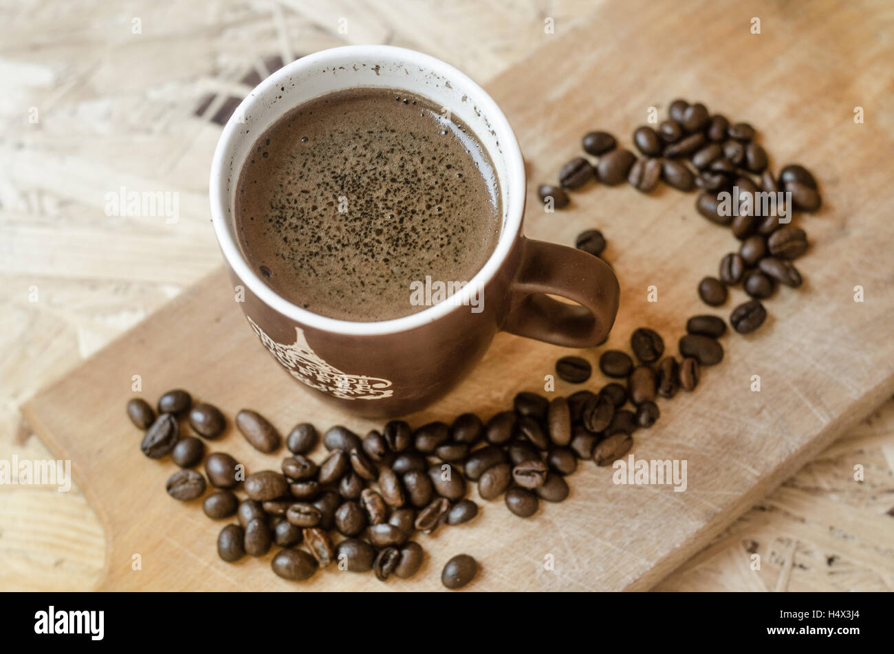Caffè appena macinato, caffè in grani Foto Stock