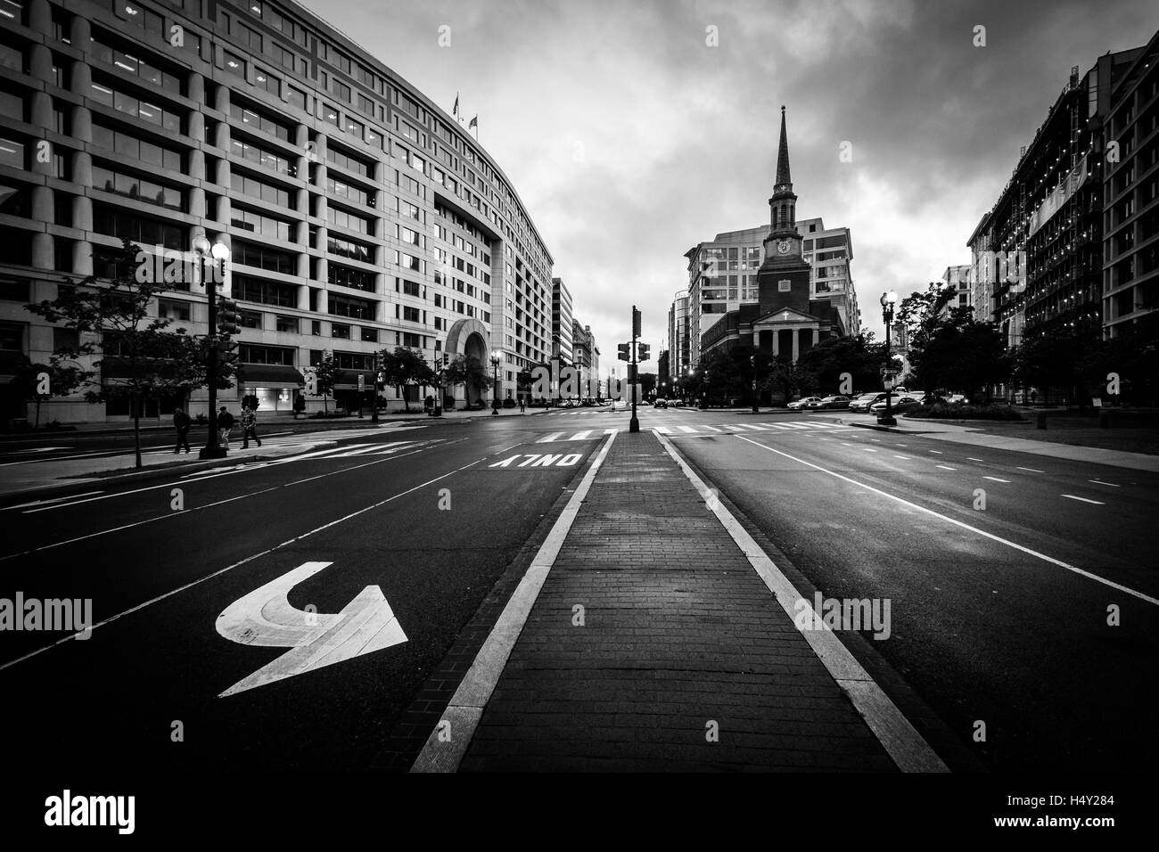 Il New York Avenue Presbyterian Church e intersezione di Washington DC. Foto Stock
