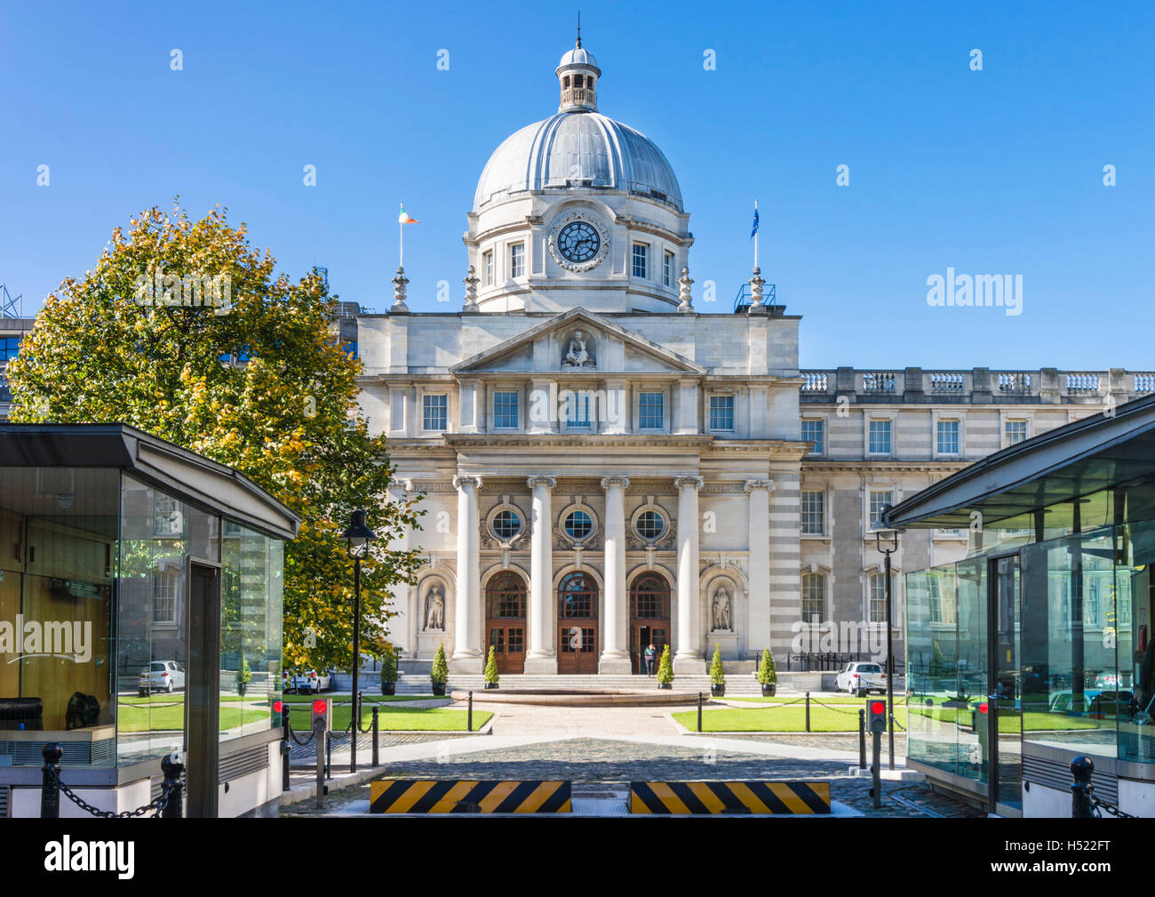La facciata principale del governo edifici Merrion Street Dublino Irlanda Europa UE Foto Stock