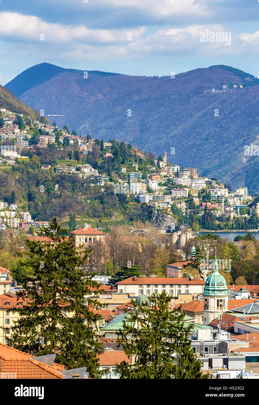 Vista della città di Lugano in Alpi Svizzere Foto Stock