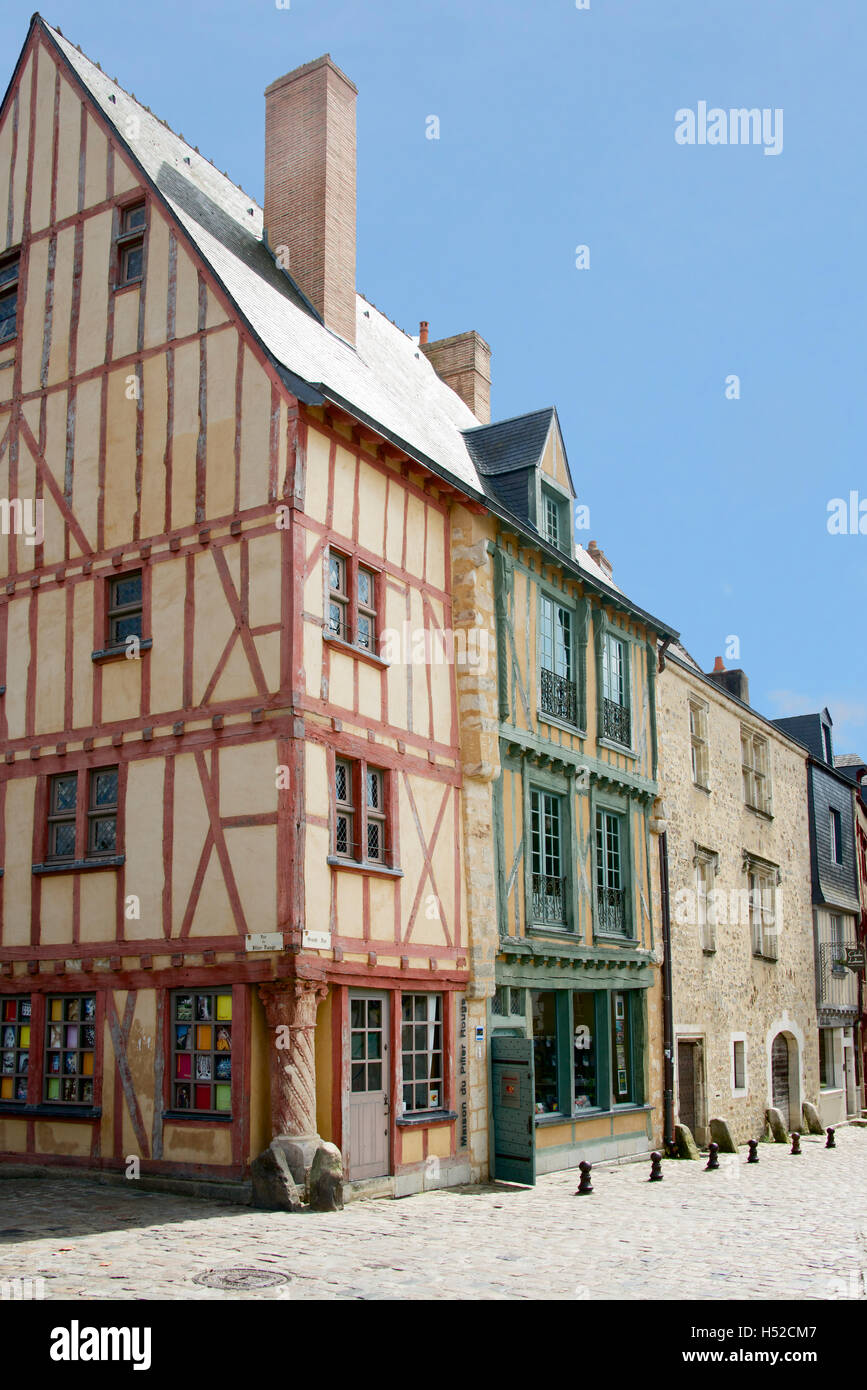 Xv secolo pilastro rosso Casa Grande Rue Plantagenet vecchia città Le Mans Francia Foto Stock