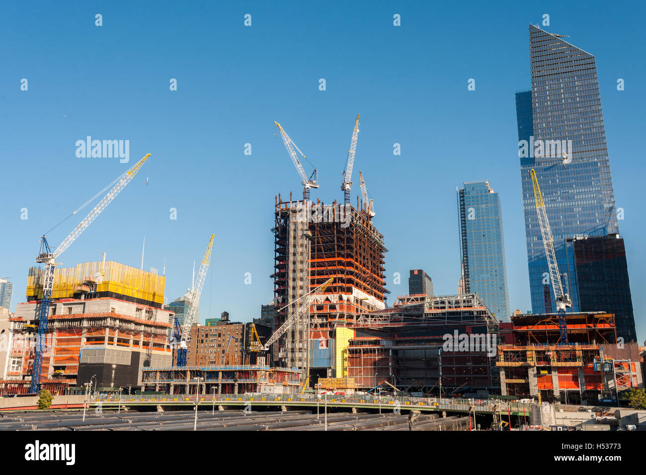 Costruzione dei cantieri di Hudson lo sviluppo in New York venerdì 14 ottobre, 2016. (© Richard B. Levine) Foto Stock