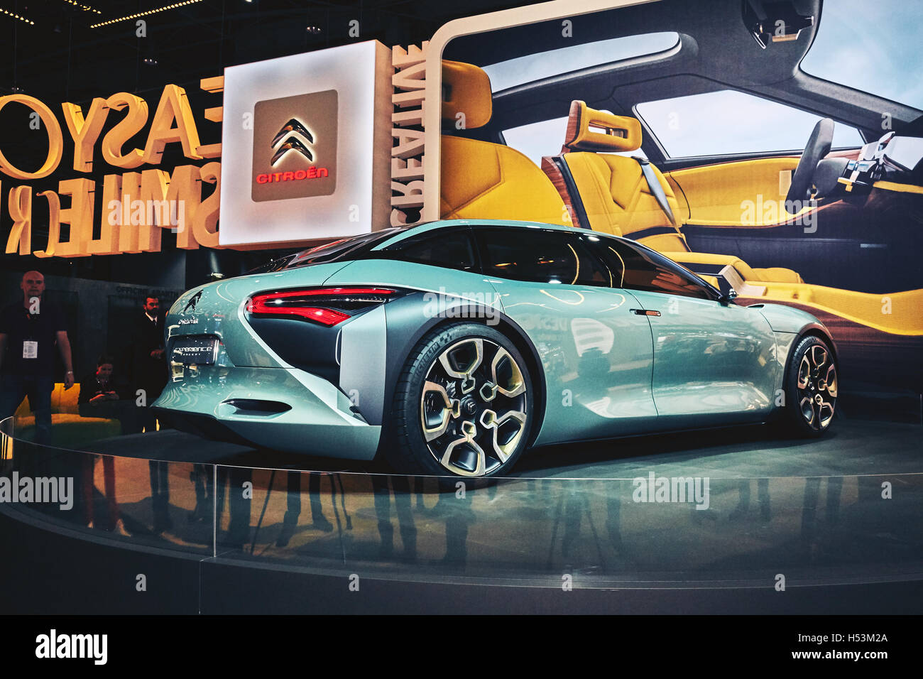 Parigi, Francia - 29 Settembre 2016: 2016 esperienza Citroen Concept presentato sul Motor Show di Parigi a Porte de Versailles Foto Stock