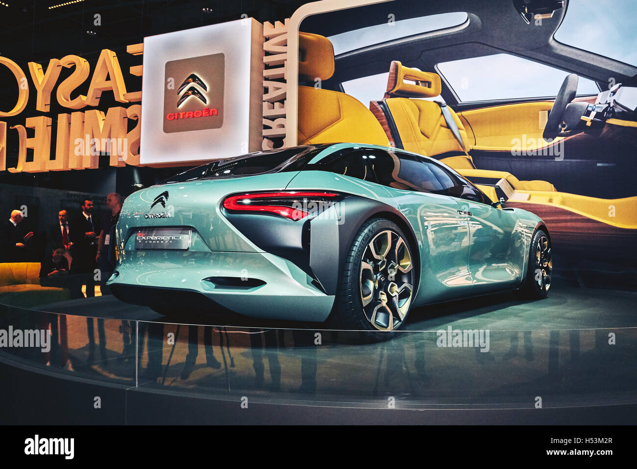 Parigi, Francia - 29 Settembre 2016: 2016 esperienza Citroen Concept presentato sul Motor Show di Parigi a Porte de Versailles Foto Stock