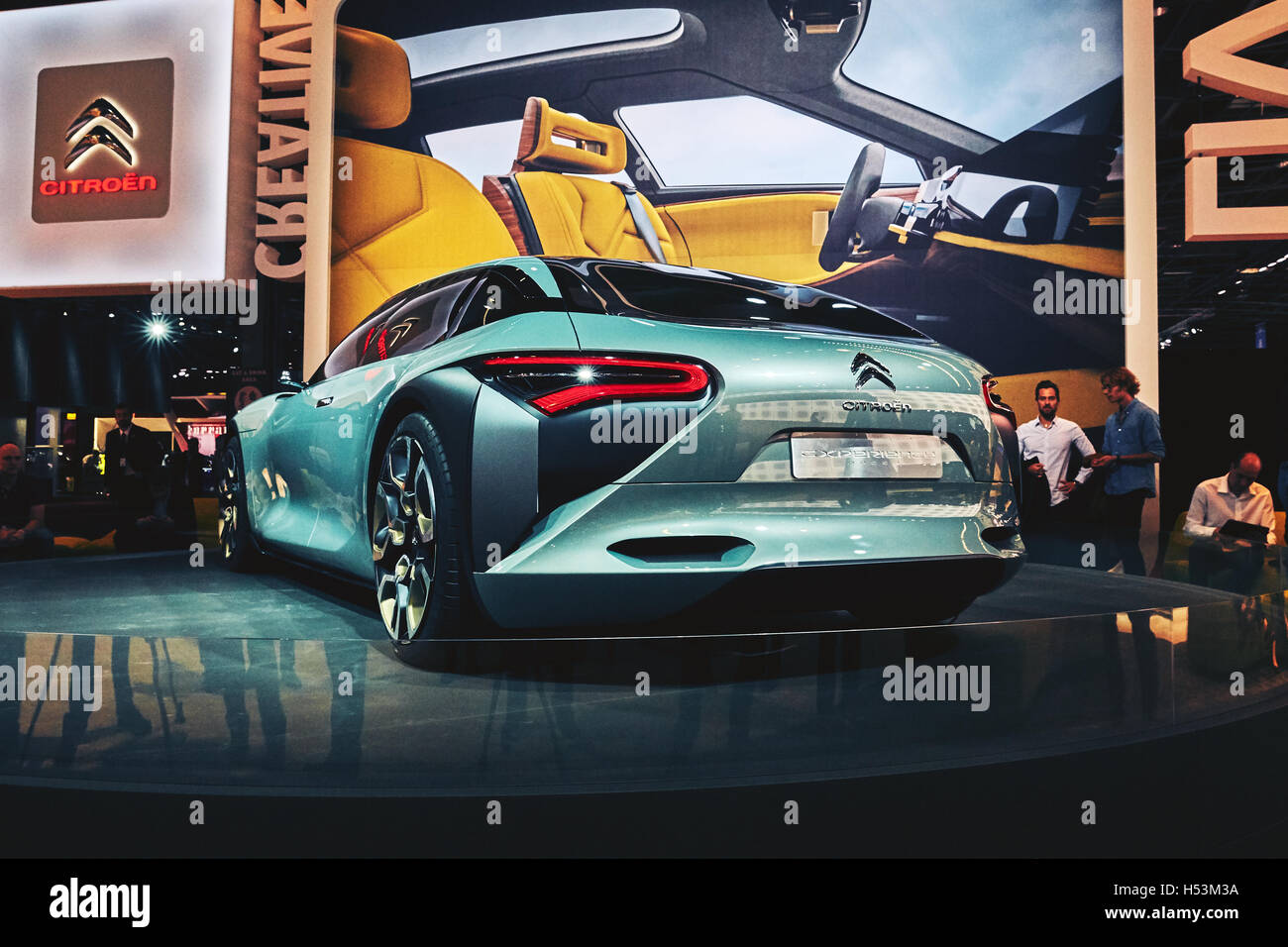 Parigi, Francia - 29 Settembre 2016: 2016 esperienza Citroen Concept presentato sul Motor Show di Parigi a Porte de Versailles Foto Stock