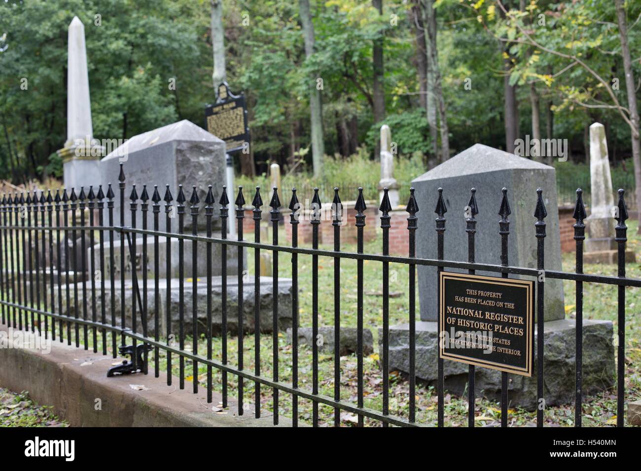 Uno storico vecchio cimitero sul Registro Nazionale dei Luoghi Storici, in Fayetteville, Arkansas, Stati Uniti d'America. Foto Stock