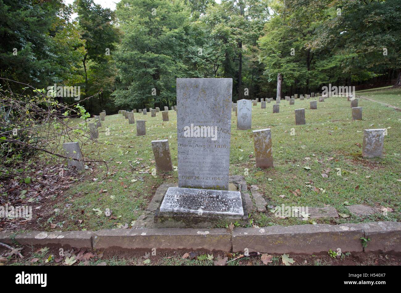Tombe presso il Cimitero di confederati in Fayetteville, Arkansas, Stati Uniti d'America. Foto Stock