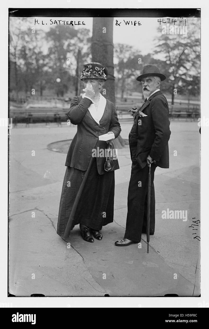 HL Satterlee & potrebbe riferirsi a un nome storico o commerciale, ma sono necessari ulteriori dettagli o contesto per chiarire la natura esatta o il significato dell'entità. Foto Stock