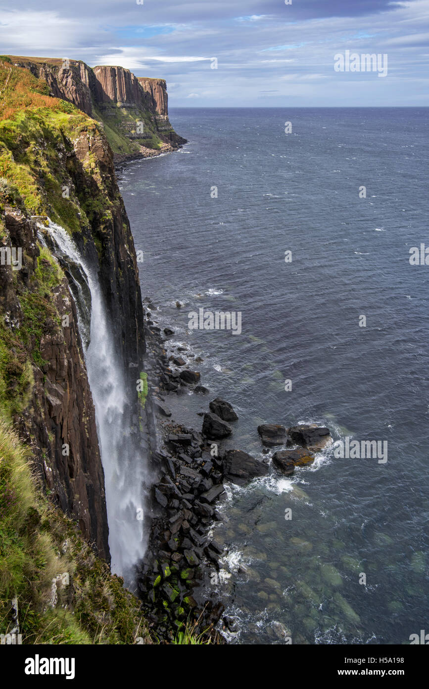 cascata-sul-mare-immagini-e-fotografie-stock-ad-alta-risoluzione-alamy