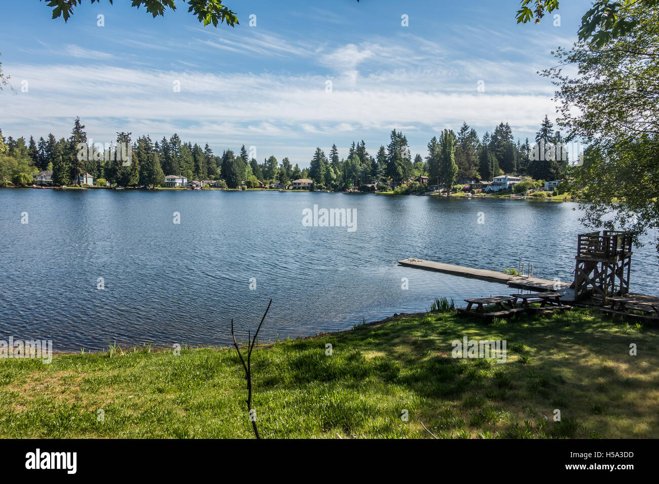 Una vista del lago a specchio in modo federale, Washington. Foto Stock