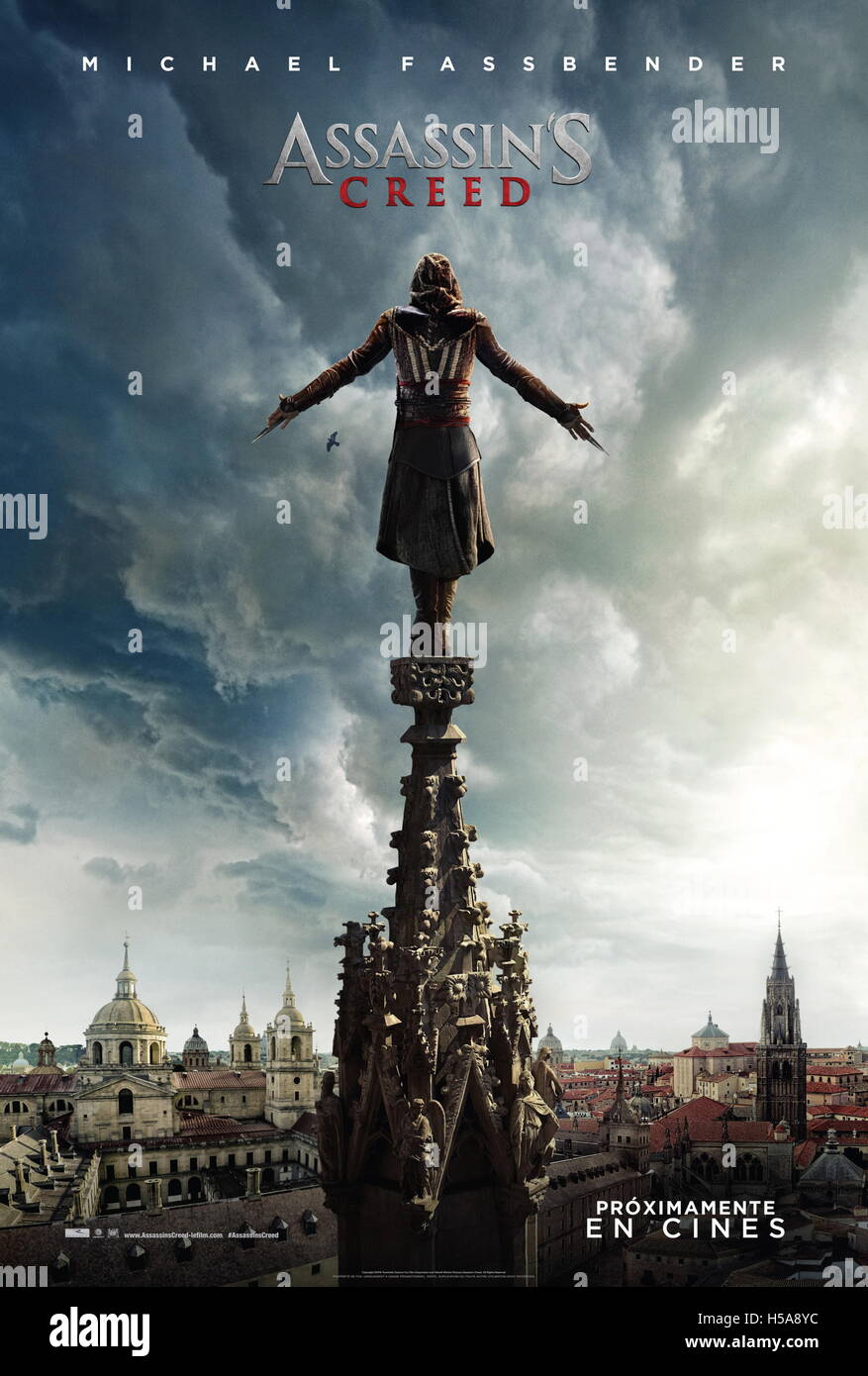 Data di rilascio: dicembre 21, 2016 Titolo: Assassins Creed STUDIO: Twentieth Century Fox Film direttore: Justin Kurzel Trama: quando Callum Lynch esplora i ricordi del suo antenato Aguilar e guadagna le competenze di un maestro assassino, egli scopre di essere un discendente di assassini segreti della società starring: Michael Fassbender, Marion Cotillard, Arianna Labedy (credito Immagine: c Twentieth Century Fox Film Entertainment/Immagini/) Foto Stock