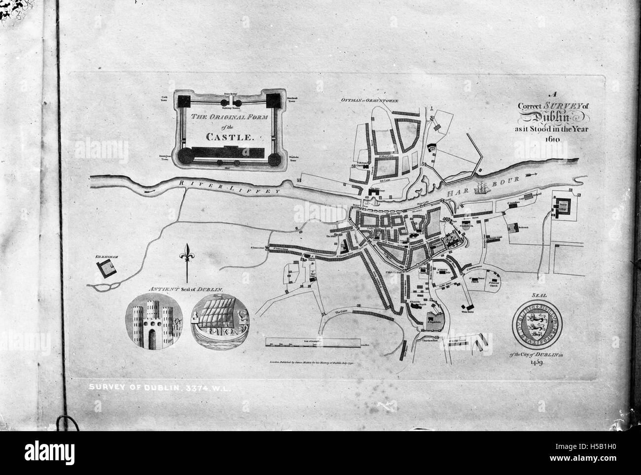 Una mappa di Dublino, contea di Dublino, che cattura il layout geografico e i punti di riferimento della zona. Questo sondaggio fornisce dati storici sulle infrastrutture della città durante il periodo esaminato. Foto Stock