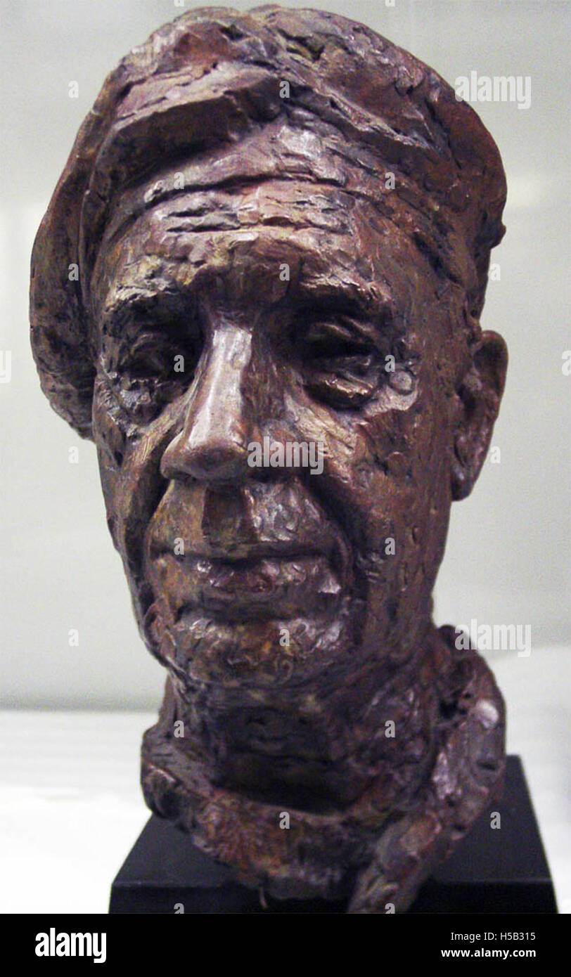 Questo busto di Karl Knaths (1891-1971) cattura l'immagine dell'artista e scultore americano. La scultura riflette i suoi contributi artistici, mostrando il suo lavoro nelle arti visive Foto Stock