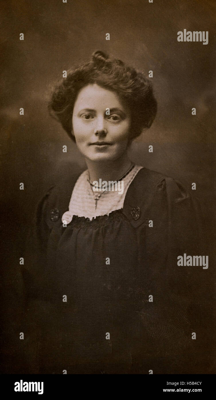 Mary Gawthorpe era una suffragista e riformatrice sociale britannica. Nel 1908, fu attiva nella difesa dei diritti delle donne ed era nota per il suo coinvolgimento nel movimento per il suffragio in Inghilterra. Foto Stock