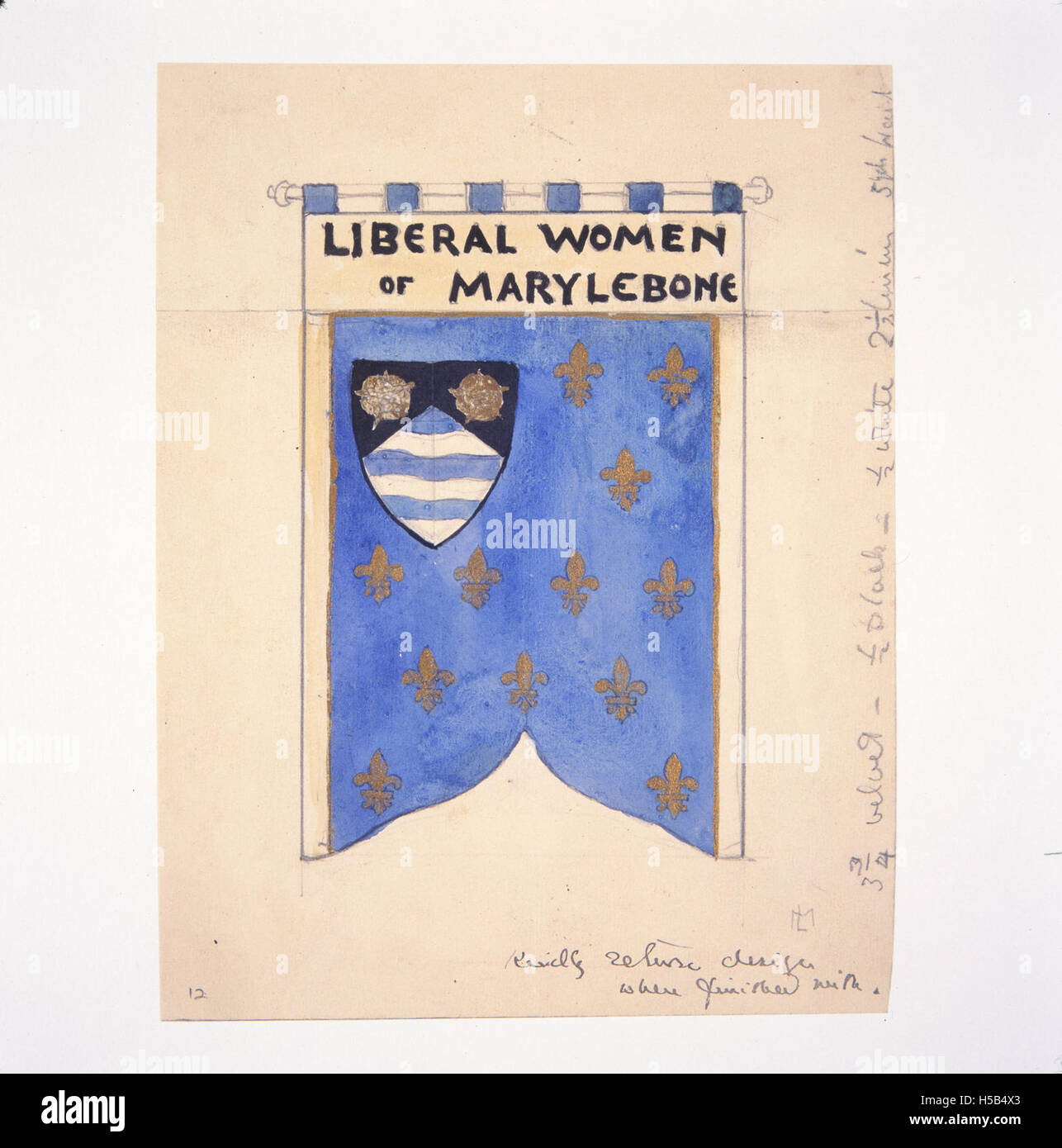 Questo album contiene opere create da Mary Lowndes, probabilmente un'artista o collezionista. I contenuti riflettono il suo contributo all'arte, forse includendo la sua collezione personale o le sue opere. Foto Stock