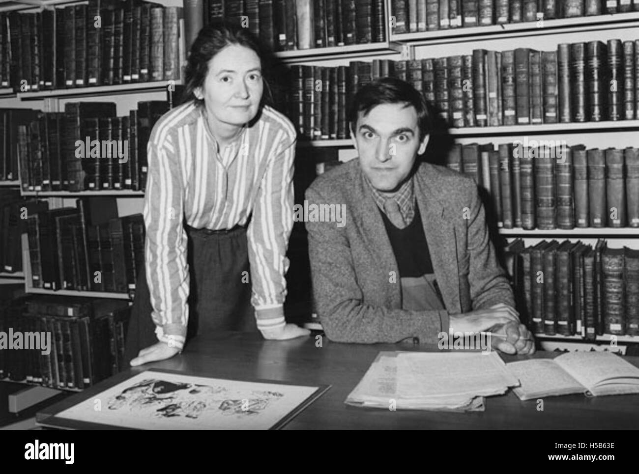 La dott.ssa Angela Raspin e il Professor Ben Pimlott, 1984 Foto Stock