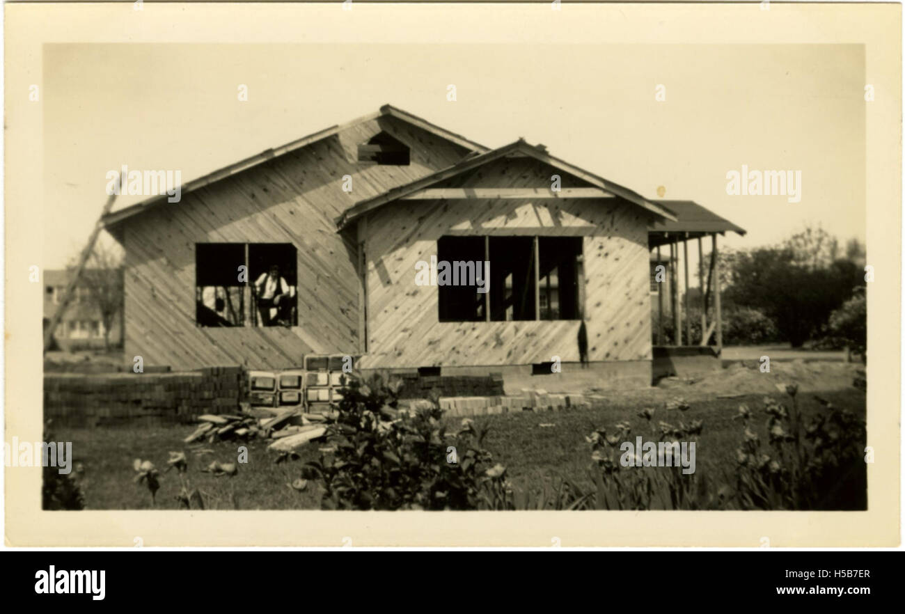 Questo record si riferisce alla domanda per la Minter City Teachers Home nella contea di Leflore, che avrebbe fornito alloggio per gli educatori. Riflette l'importanza di tali strutture nelle comunità educative rurali. Foto Stock