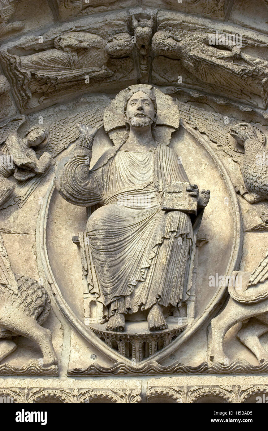 Portico reale. Cattedrale di Chartres. Center-Val de Loire. La Francia. Foto Stock