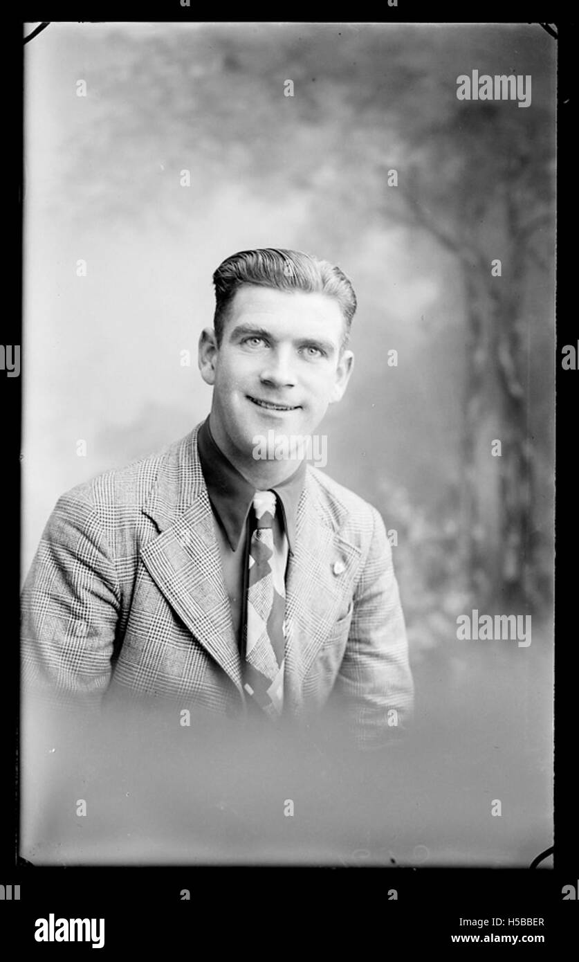 Il titolo D1422 B76301 P si riferisce a un riferimento di archivio, possibilmente un identificatore di oggetto o di raccolta per un articolo specifico in un sistema di record. Potrebbe riguardare un particolare documento, fotografia o manufatto di una collezione che detiene un valore storico o culturale. Foto Stock