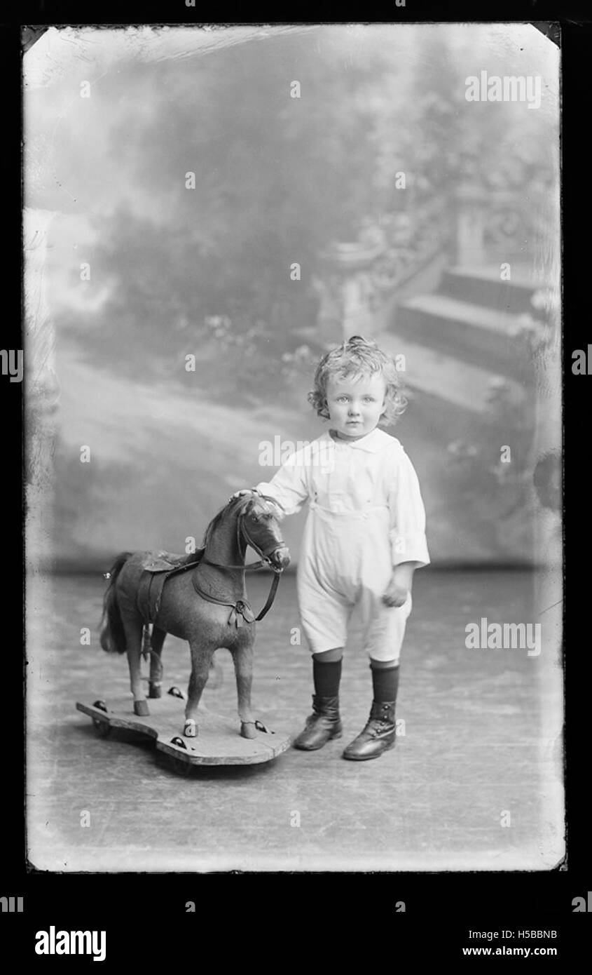 Questo identificatore si riferisce probabilmente a un elemento storico specifico o a un riferimento di archivio. Sono necessari ulteriori dettagli per comprenderne il contesto e il significato. Foto Stock