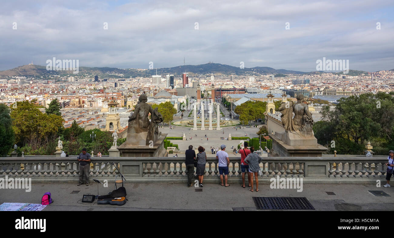 Bella città di Barcellona - Vista aerea dal Museo Nazionale di Arte presso Plaça de Espanya Foto Stock