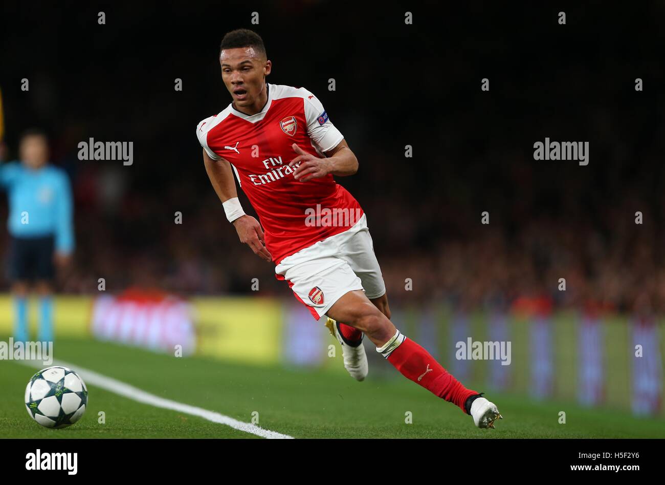 Emirates Stadium, Londra, Regno Unito. Xix oct, 2016. Dell'Arsenal Kieran Gibbs durante la UEFA Champions League match tra Arsenal e Ludogorets Razgrad presso l'Emirates Stadium di Londra. Ottobre 19, 2016. Solo uso editoriale Credito: teleobiettivo con immagini / Alamy Live News Foto Stock