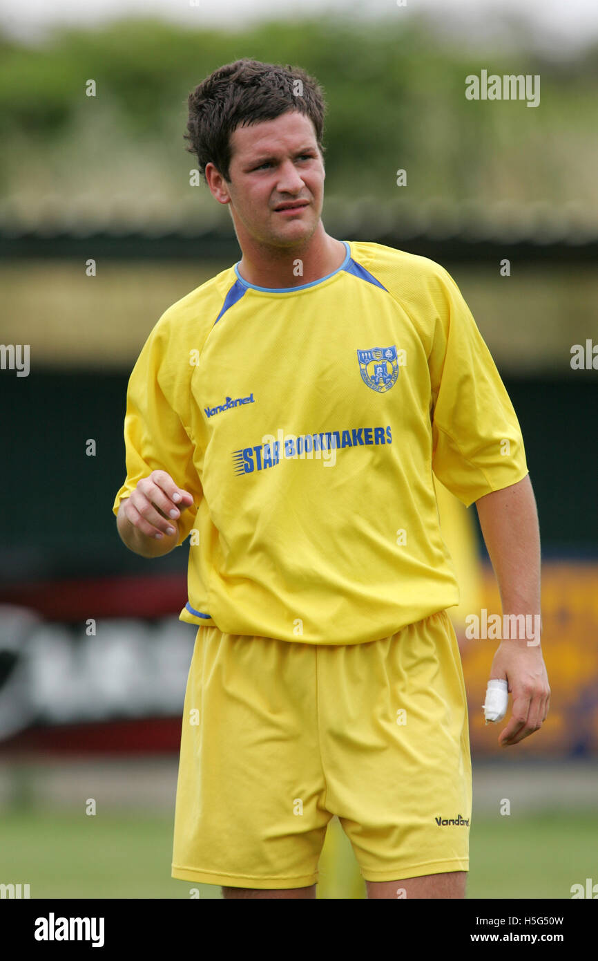 Redbridge 1 Barking & East Ham United 1 - amichevole a Oakside - 30/07/05 - rivali locali Redbridge e Barking si dividono il bottino in un contesto altamente competitivo pre-stagione incontro Foto Stock