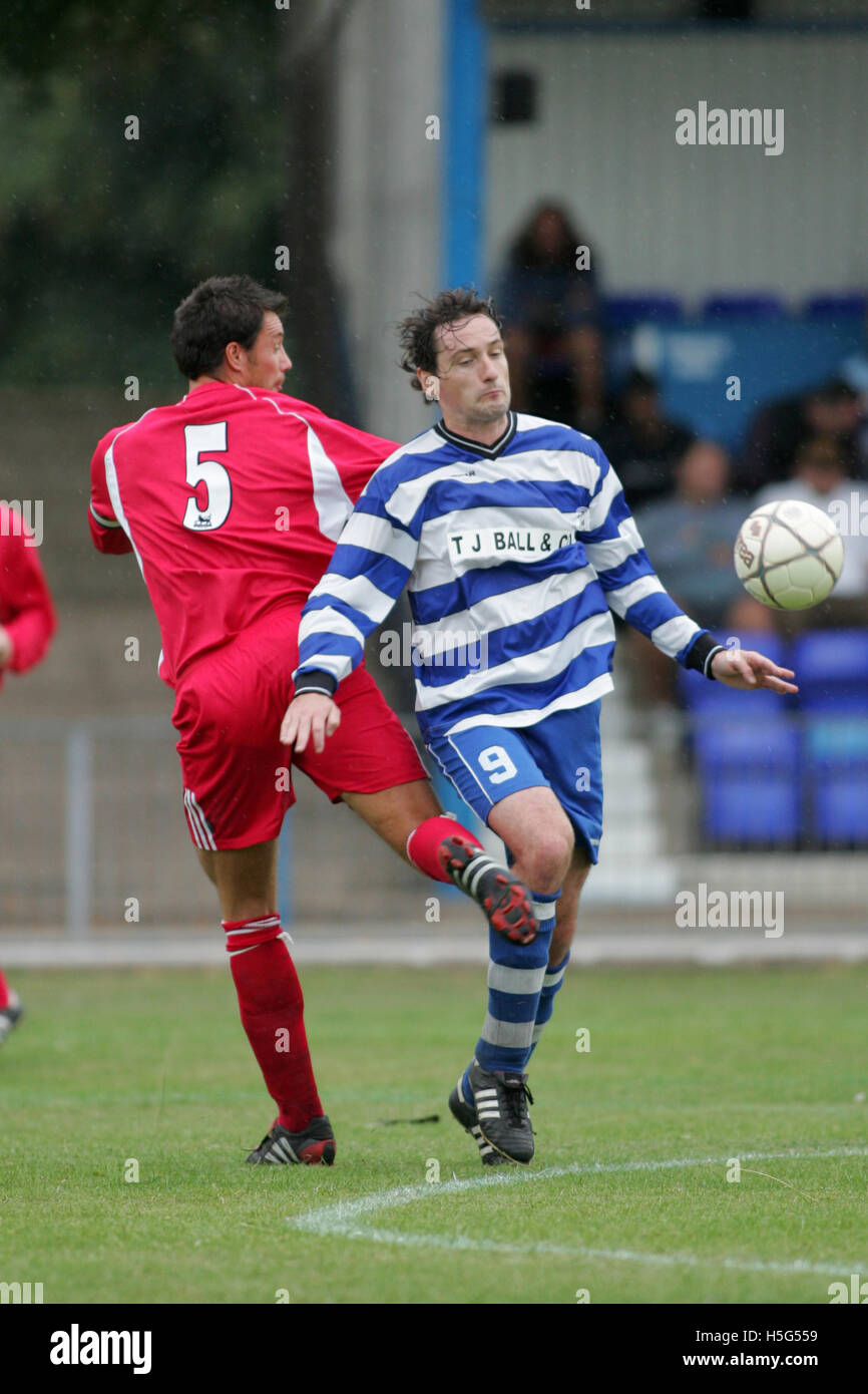 Ilford 0 Aveley 0 - Southern League Division One East - 13/08/05 - Ilford e Aveley condividere il bottino per il giorno di apertura della Southern League stagione Foto Stock
