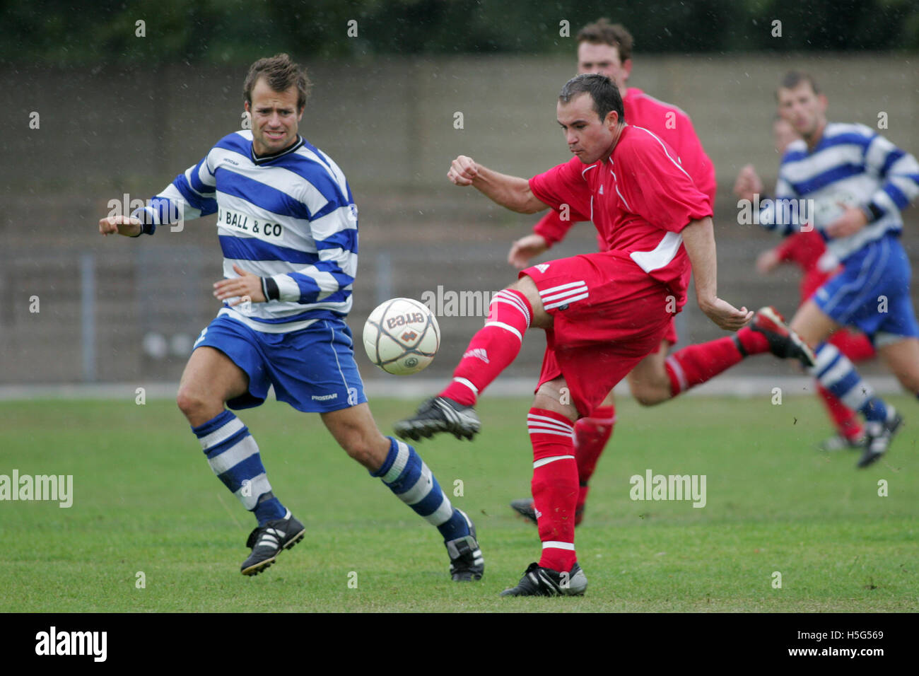 Ilford 0 Aveley 0 - Southern League Division One East - 13/08/05 - Ilford e Aveley condividere il bottino per il giorno di apertura della Southern League stagione Foto Stock