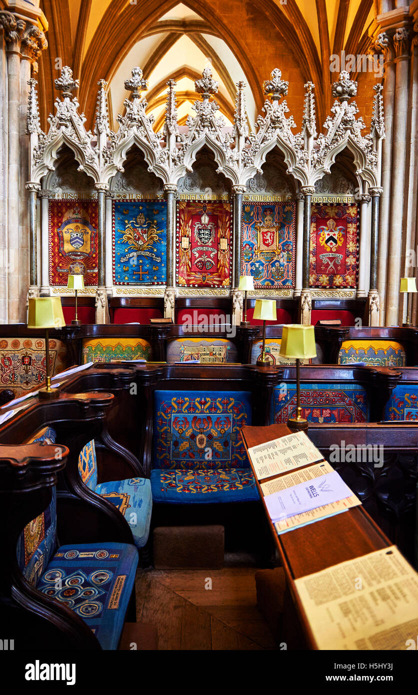 Il coro medievale della Cattedrale di Wells costruito nei primi inglese in stile gotico in 1175, Wells Somerset, Inghilterra Foto Stock