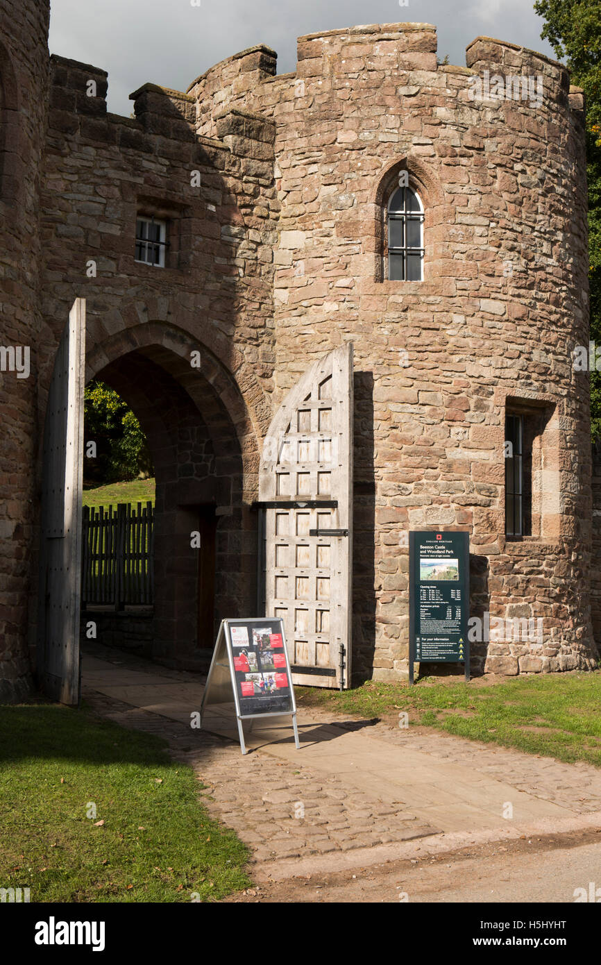 Regno Unito, Inghilterra, Cheshire, Beeston, Castello Gatehouse Foto Stock