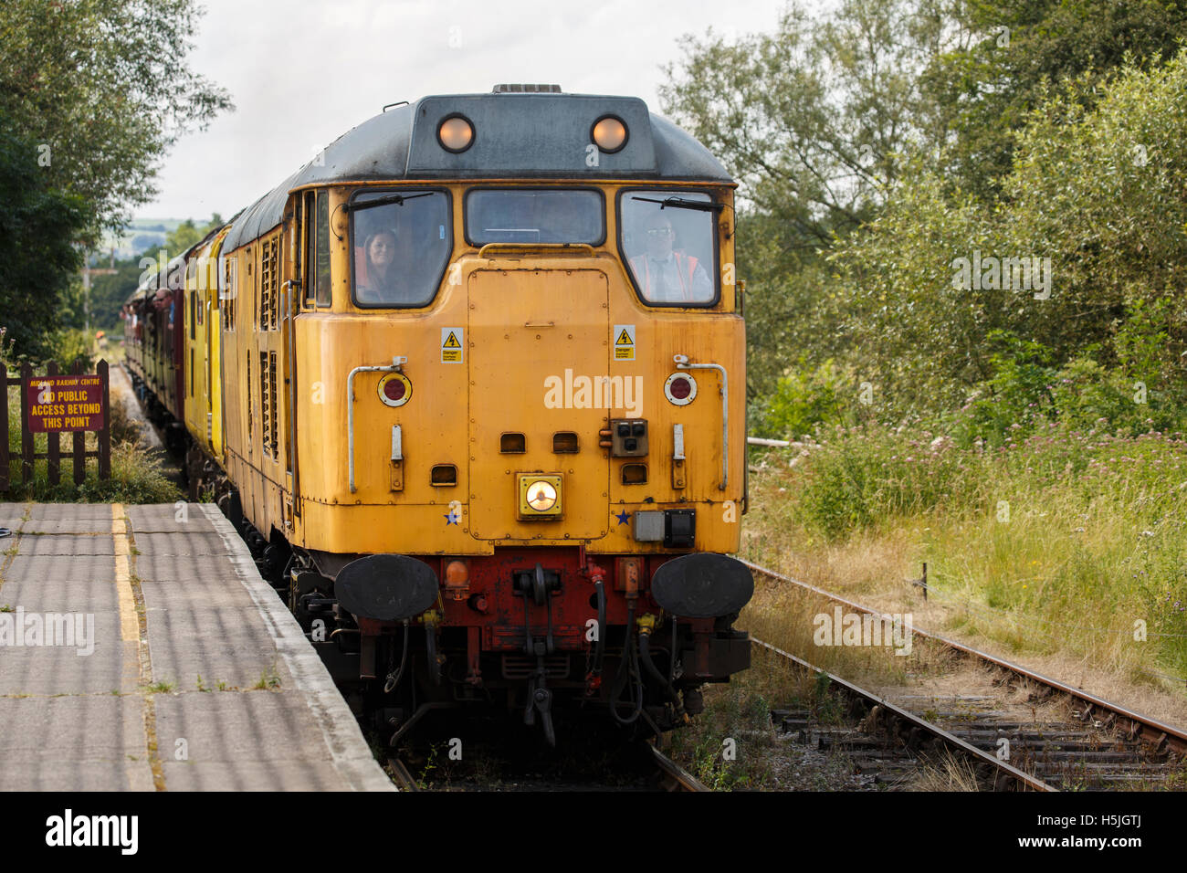 La British Rail Classe 31 locomotive diesel, conservati presso la ferrovia Midland Center, Derbyshire Foto Stock