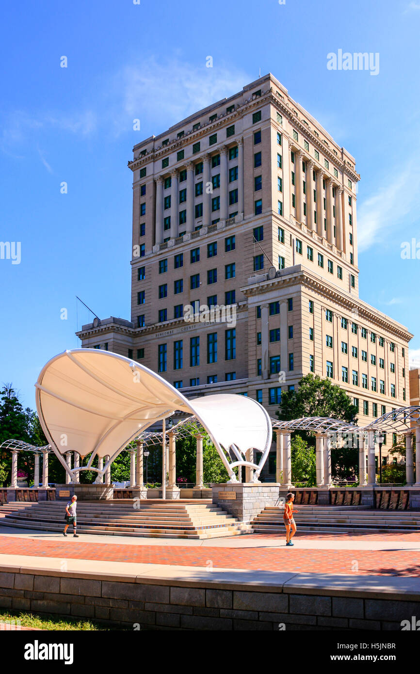 Il Buncombe County Court è un edificio situato a corte Plaza nel centro di Asheville, NC Foto Stock