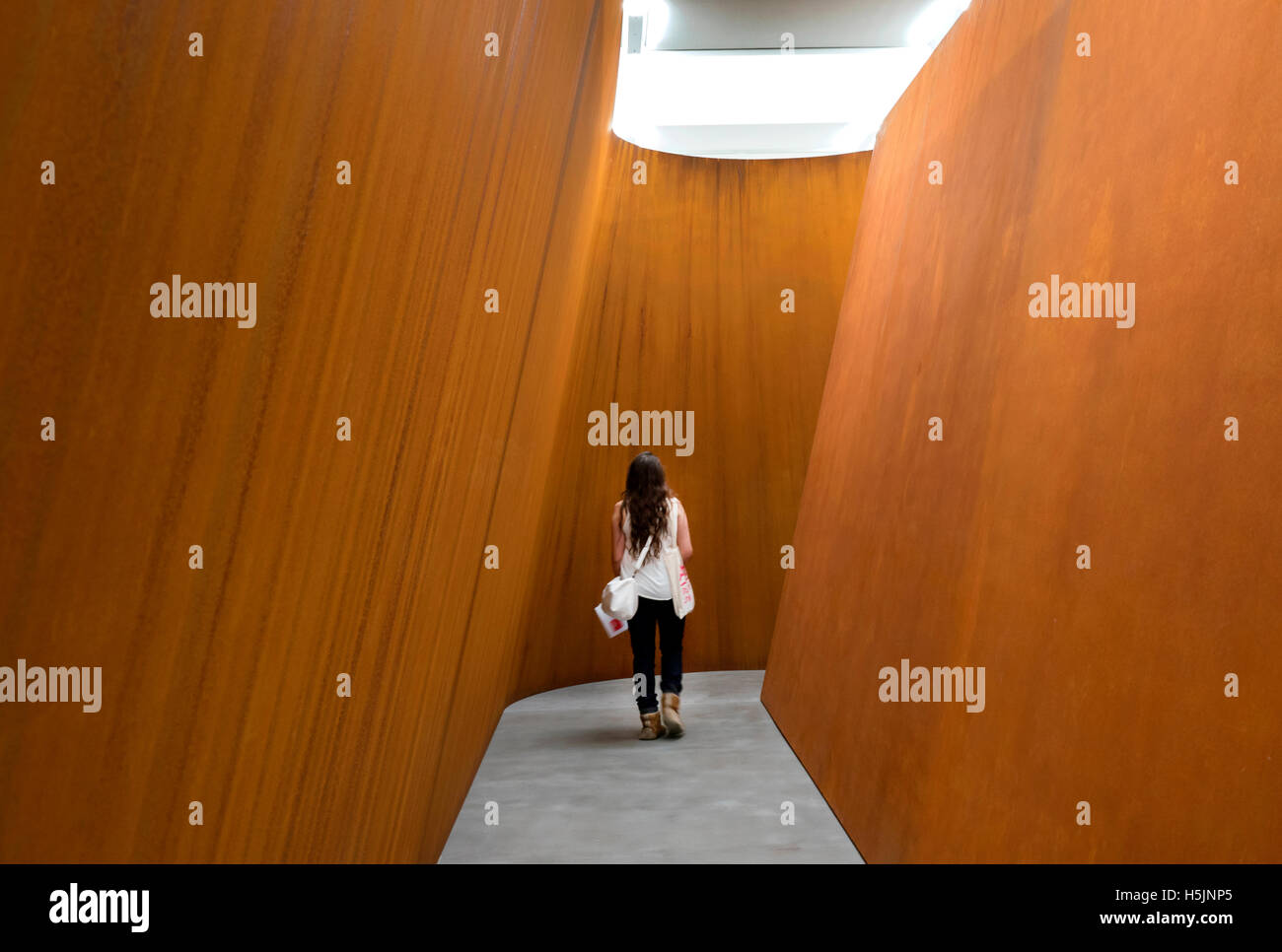 Richard Serra scultura NJ2 sul display alla Gagosian Gallery Kings Cross London REGNO UNITO Foto Stock