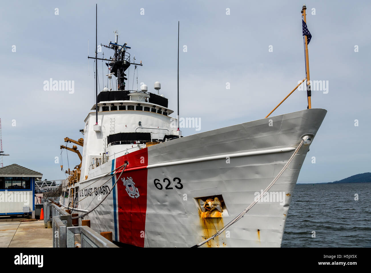 United States Coast Guard nave ormeggiata in Oregon Foto Stock