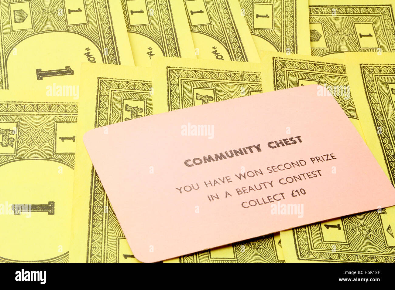 Vintage British gioco Monopoli (Community Chest card - concorso di bellezza) circa 1940 Foto Stock
