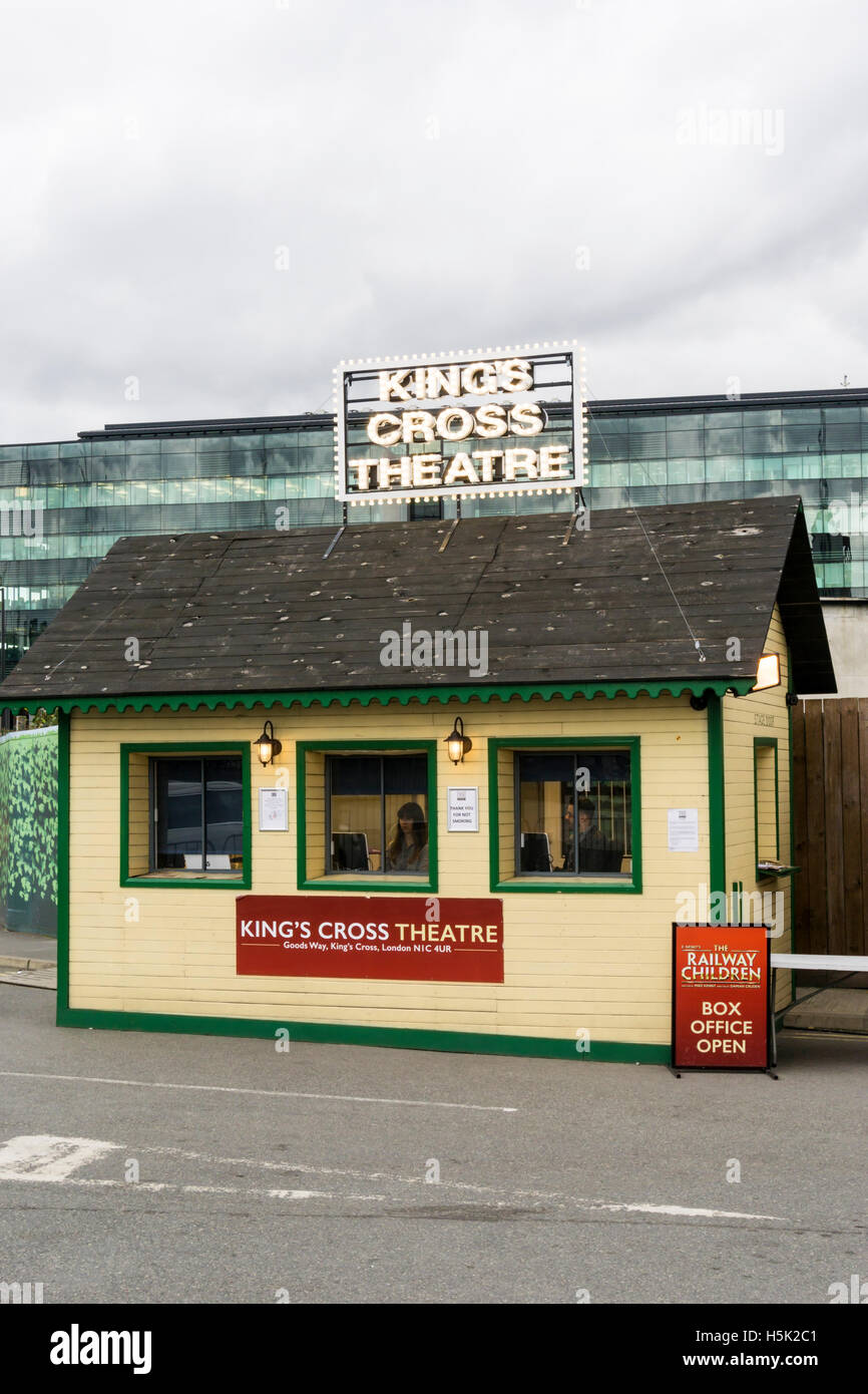 Il box office per la temporanea di King Cross Theatre Foto Stock