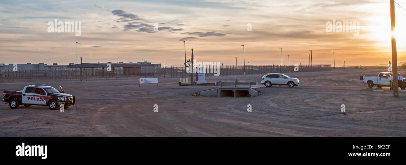 Eloy, Arizona - La Eloy centro di detenzione, un albergo privato in carcere che ospita i detenuti di immigrazione. Foto Stock