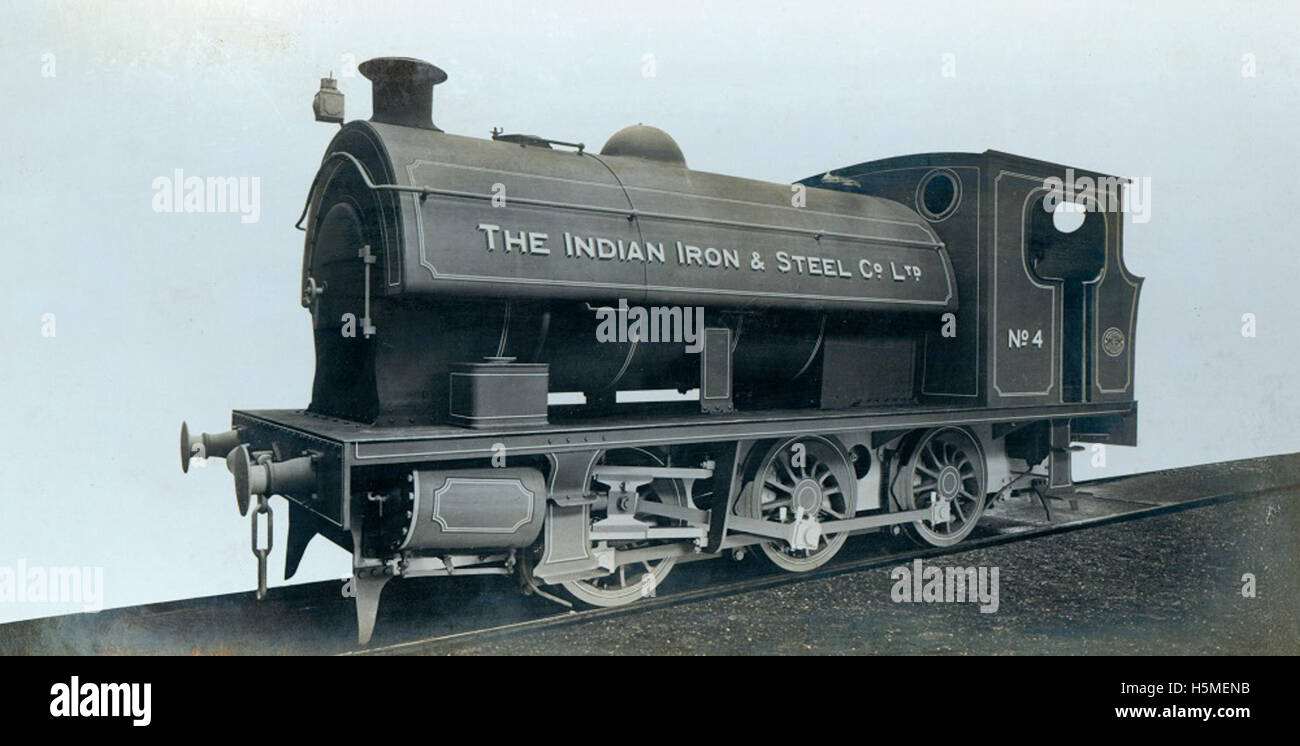 Questa immagine mostra una locomotiva costruita per la Indian Iron & Steel Company, un'azienda industriale in India. La locomotiva fu progettata dalla Hawthorn Leslie e giocò un ruolo nel trasporto dell'acciaio per le operazioni della società presso la Forth Banks Works a Newcastle upon Tyne. Foto Stock